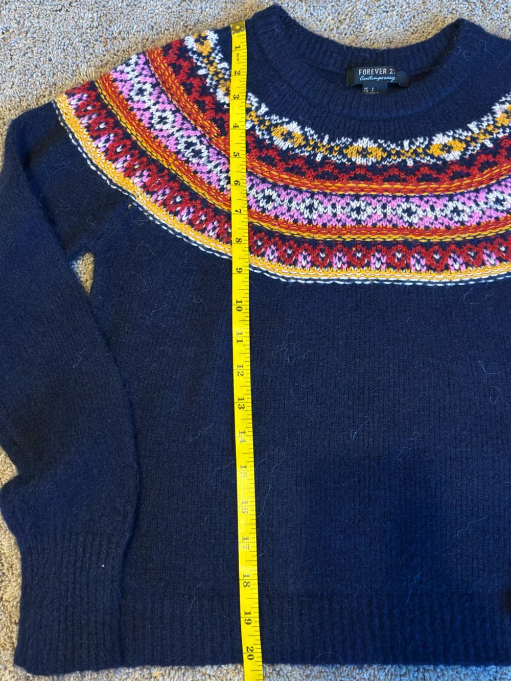 Forever 21 Navy Crewneck Sweater with Multicolor Fair Isle Yoke Women’s Small - Picture 5 of 6